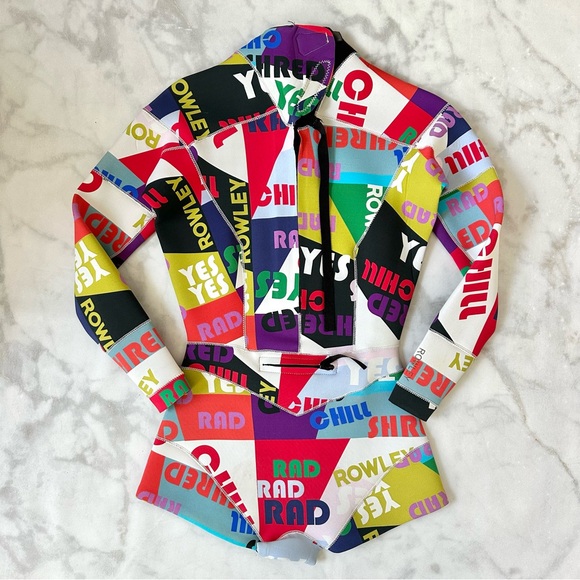 Cynthia Rowley Good Vibes High Tide Graphic Words Wet Suit Paddle Suit SUP M - Picture 3 of 4